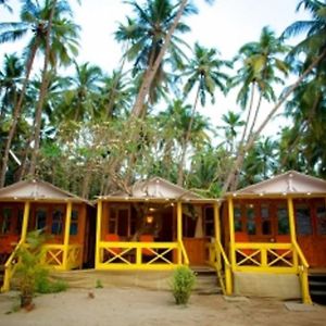 Deluxe Beach Hut Fan